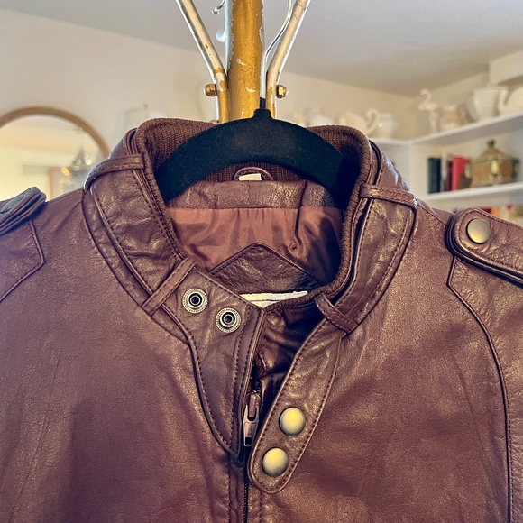 Vintage Maroon Leather Member's Only Style Jacket - Picture 3 of 13